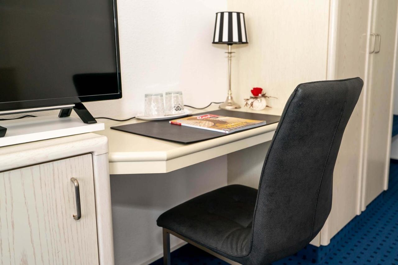 Hotel Papenbreer Verl Bagian luar foto