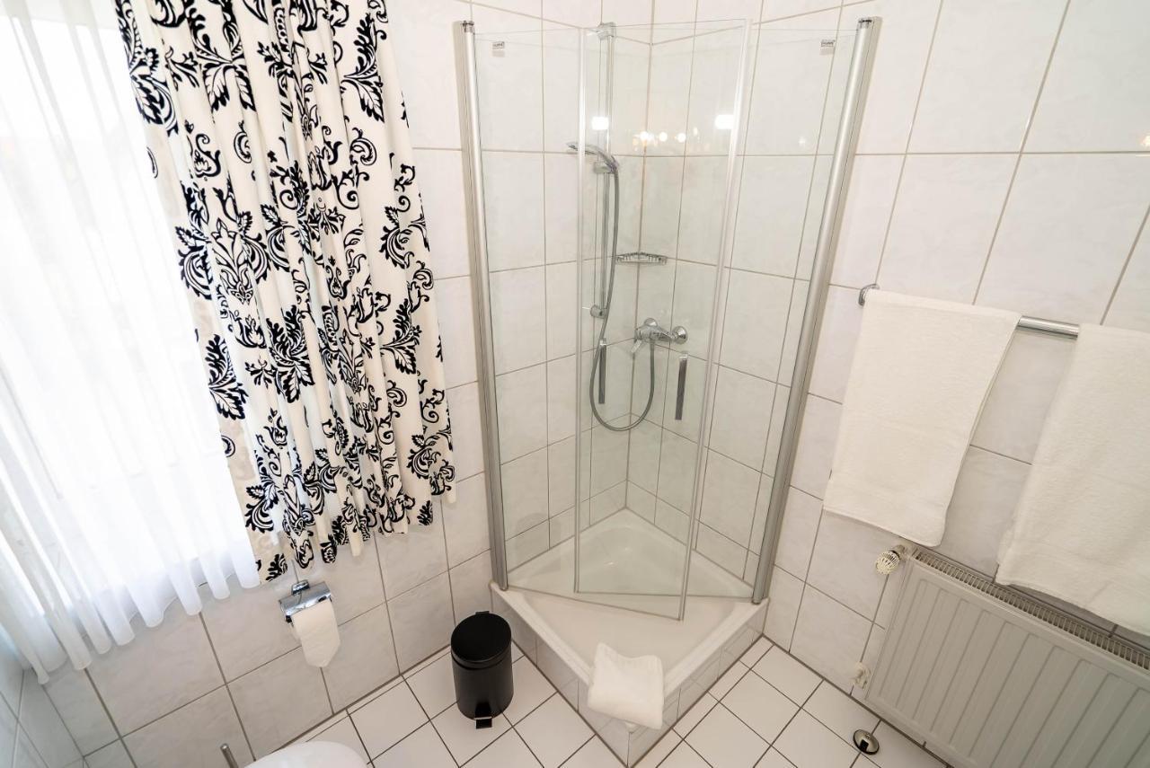 Hotel Papenbreer Verl Bagian luar foto